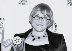 Mūžībā devusies atzinīgi novērtētā aktrise Mērija Beta Hērta