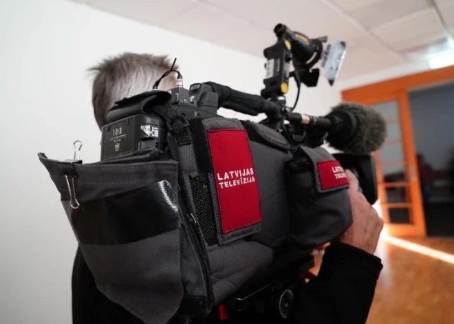 Satversmes tiesa atzinusi, ka regulējums par sabiedrisko mediju satura veidošanu krievu valodā neatbilst Satversmei