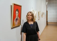 Siguldā atklāta tekstilmākslinieces Zanes Šumeiko izstāde