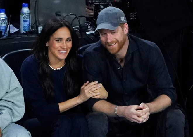 Princis Harijs un Megana Mārkla izputēs, ja karalis Čārlzs nekavējoties nerīkosies