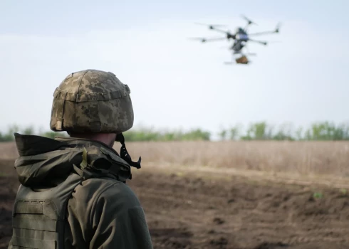 На прошлой неделе в странах Балтии были зафиксированы полеты и падения трех дронов со взрывами.