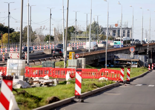 Из-за реконструкции моста Йорга Земитана в Риге вводят новые ограничения движения