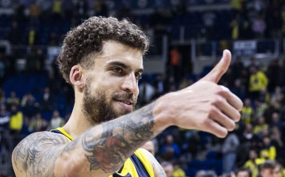 Žagara pārstāvētā "Fenerbahce" "atbrīvojusies" no 32 gadus vecā aizsarga Vilbekina