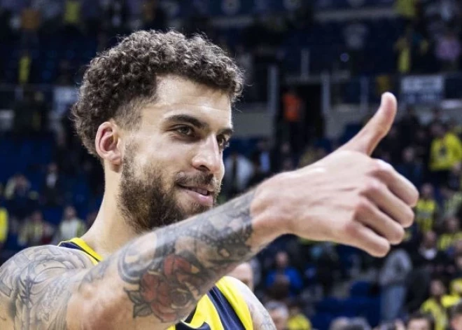 Žagara pārstāvētā "Fenerbahce" "atbrīvojusies" no 32 gadus vecā aizsarga Vilbekina