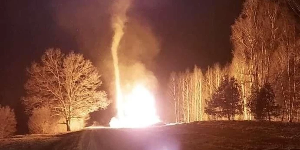 Vairāki iedzīvotāji aizvadītajā dienā sociālajos tīklos dalījās ar kādu foto no Balvu novada, paužot raizes, ka novadā sprādzis drons. Kā skaidroja VUGD, foto bija redzama aizdegusies zaru kaudze.