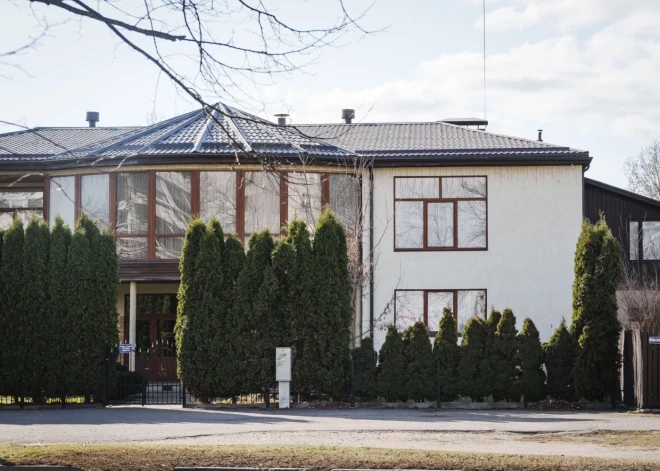 Тайная "мечеть" или просто случайное место: почему мусульмане Риги собираются именно на Илукстес?