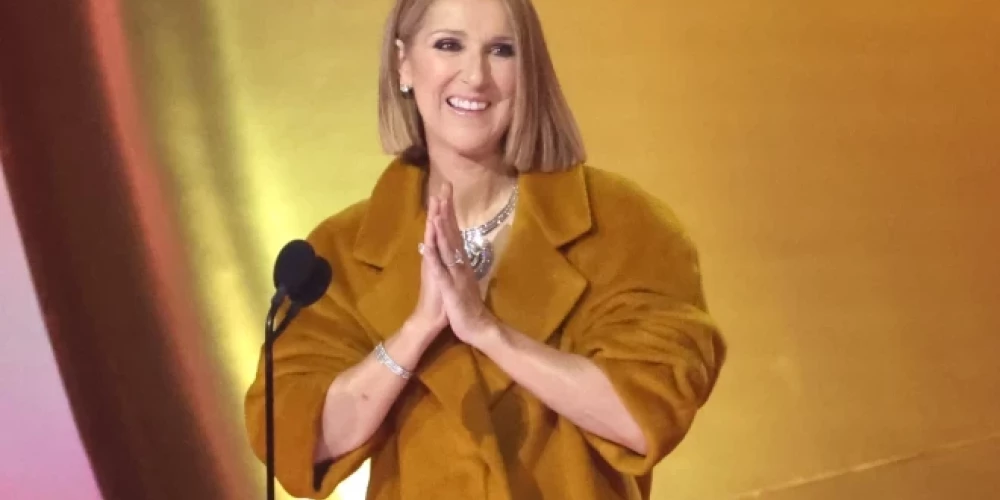 Kanādiešu dziedātāja Selīna Diona. 