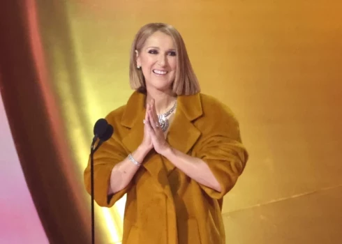 Kanādiešu dziedātāja Selīna Diona. 