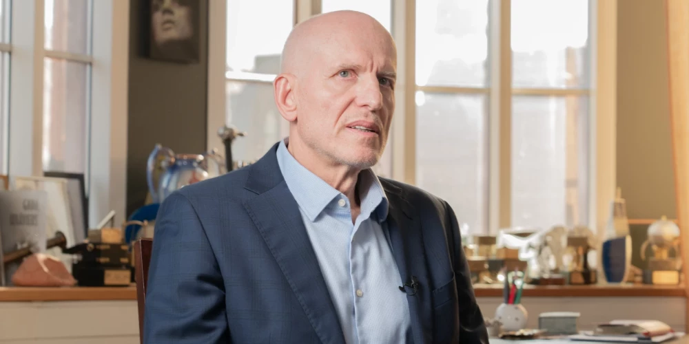 Ekspremjers Guntars Krasts.