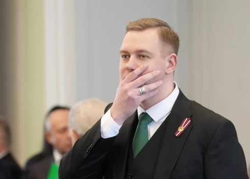 Jau vēstījām, ka 2019. gadā uzsākto Administratīvi teritoriālo reformu (ATR) skar arī Administratīvo teritoriju un apdzīvoto vietu likums, kas nosaka, ka Ministru kabinets (MK) reizi četros gados, (sākot ar 2022. gadu) līdz 1. maijam iesniedz Saeimai ziņojumu par izmaiņām pašvaldību un administratīvo reģionu sociālekonomiskajā situācijā.