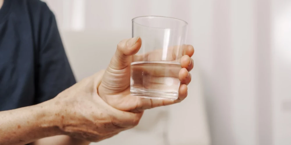 Deputātus mudina Parkinsona slimības pacientiem zāles kompensēt pilnā apmērā.