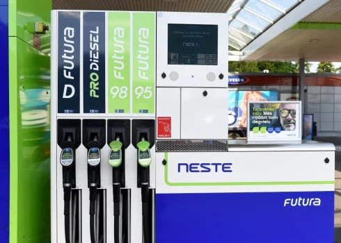 "Netste" DUS dīzeļdegvielas cena pēc akcīzes nodokļa samazināšanas kāpusi par 7 centiem.