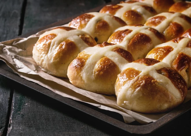 Cepam Lieldienu maizi – divas klasiskas receptes