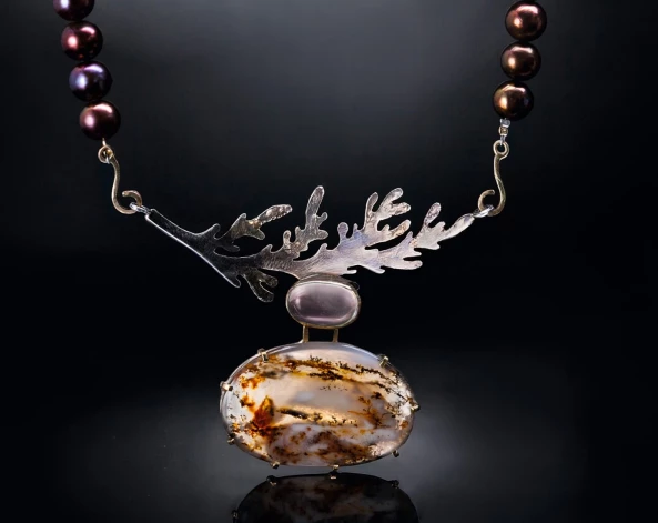 Viktorijas Fomenko darinātās rotaslietas.