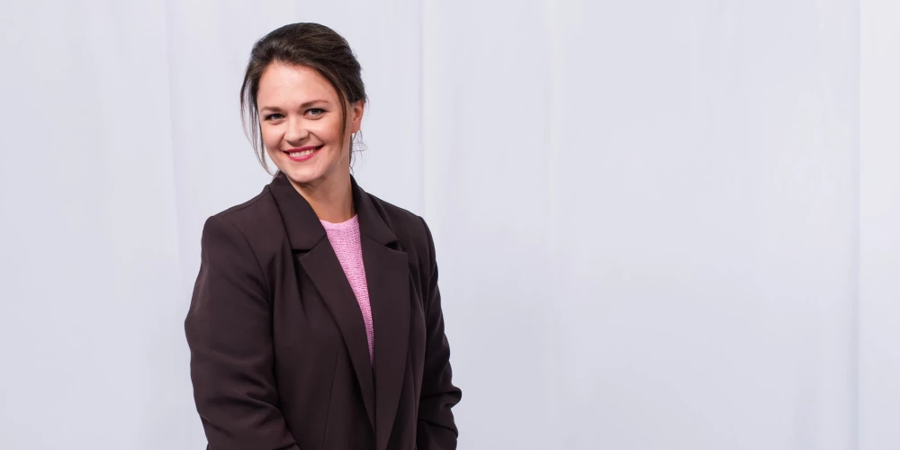 Ance ir viena no neatkarīgā teātra trupas "Kvadrifrons" dibinātājām un jau iepriekš uz laiku bijusi raidījuma "SuperBingo" vadītāja.