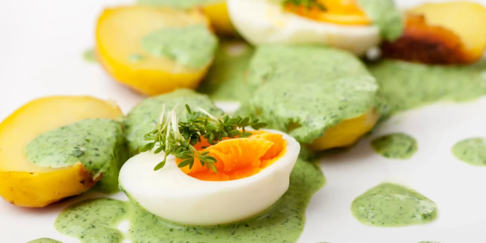 Leģendāra un garda Frankfurtes zaļā mērce.