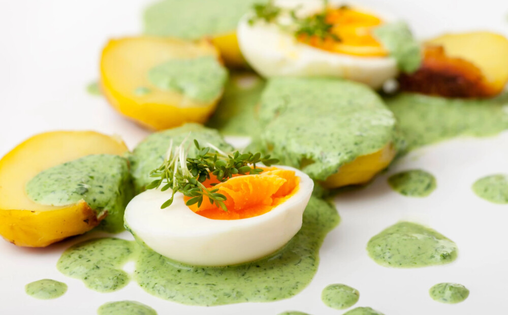 Pavasara īpašā zaļā mērce – no Lieldienām līdz rudenim