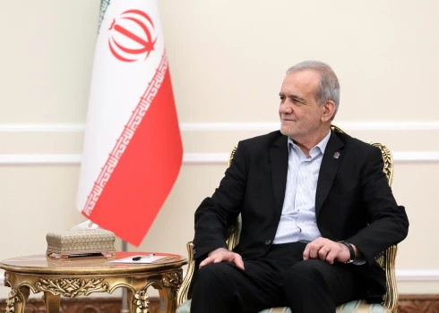 Irānas prezidents Masuds Pezeškiāns uzrunājis ASV tautu.