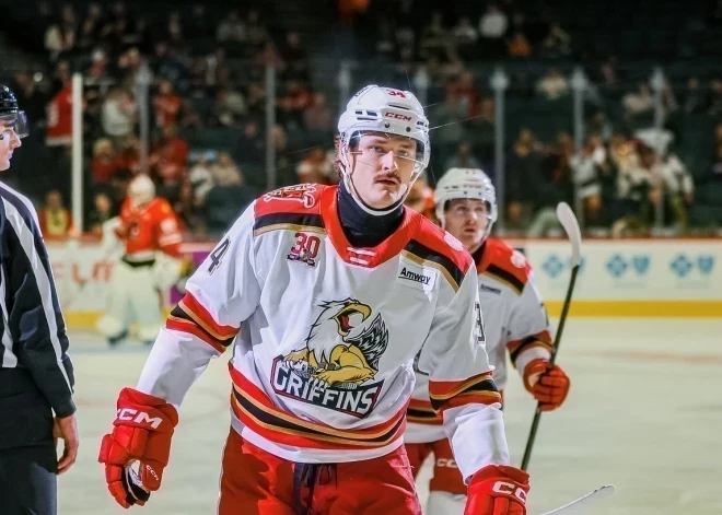 Tralmakam un Vilmanim ļoti rezultatīvs sniegums komandu uzvarās AHL