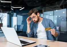 Krāpnieki iedzīvotāju personas un bankas datus melnajā tirgū iepērk vien par pāris eiro