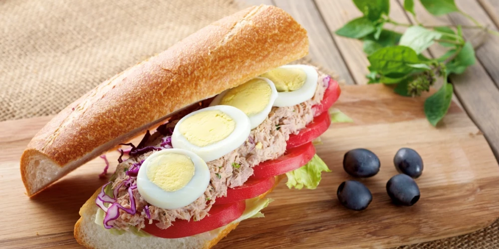 Nezini, kā apēst Lieldienu olas, pagatavo bageti. 