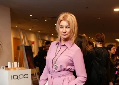 Rakstniece Drāke izstājusies no LPV un pievienojusies partijai "Platforma 21".