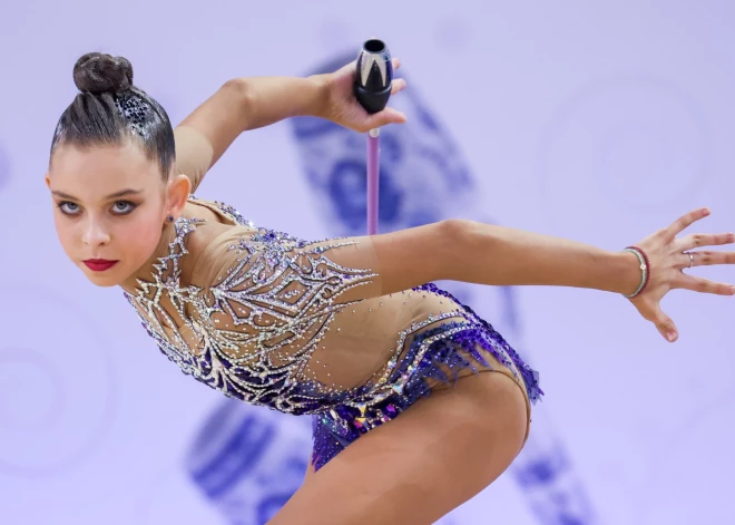 Скандал на Кубке мира по гимнастике: Украина потребовала наказать россиянку после демарша на награждении
