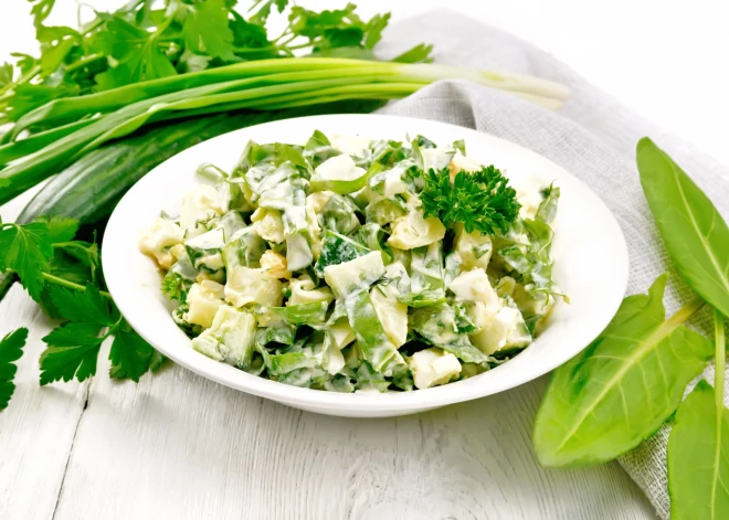 Pildītas, salātos, marinētas vai sviestmaizē: idejas, kā gardi apēst vārītas olas 