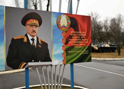 Agresores Krievijas galvenais sabiedrotais Aleksandrs Lukašenko valda Baltkrievijā kopš 1994. gada.