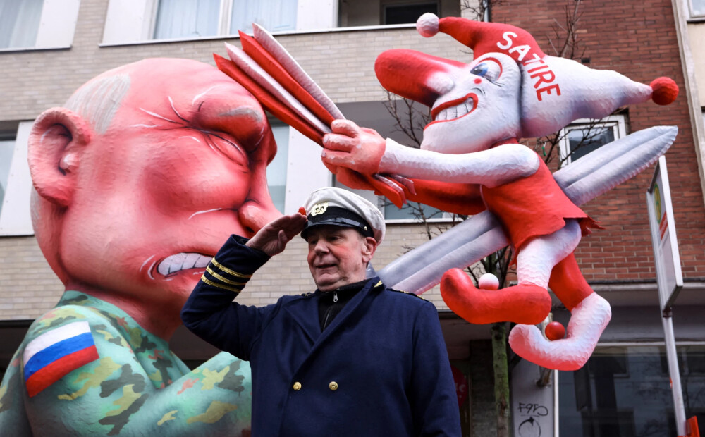 Par Putina izsmiešanu Krievijā piespriež ilgu cietumsodu slavenam vācu māksliniekam