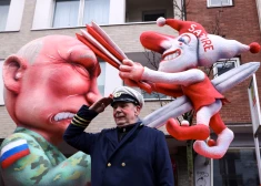 Par Putina izsmiešanu Krievijā piespriež ilgu cietumsodu slavenam vācu māksliniekam