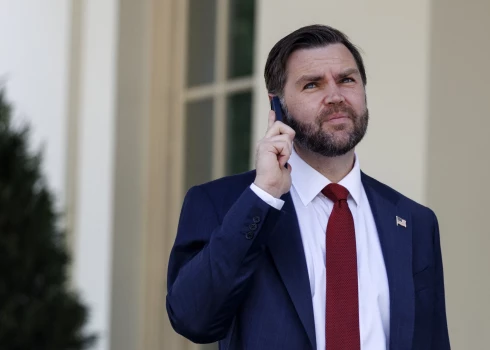 ASV viceprezidents Džeimss Deivids Venss.