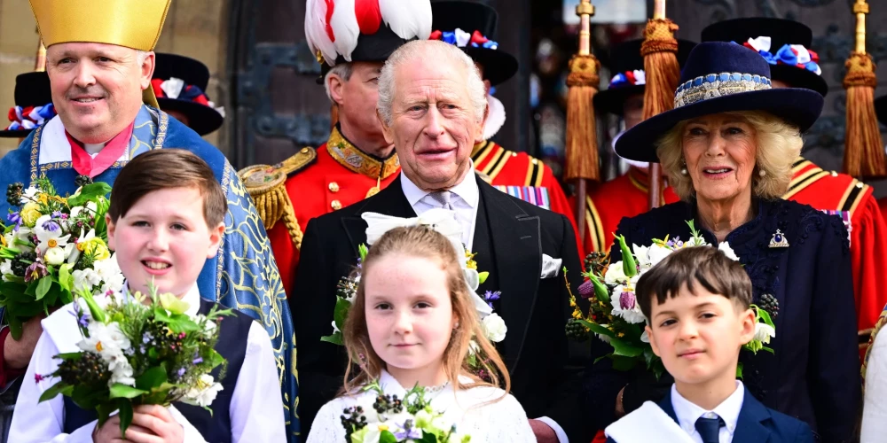 Карл III и Камилла на пасхальной службе в 2026 году.