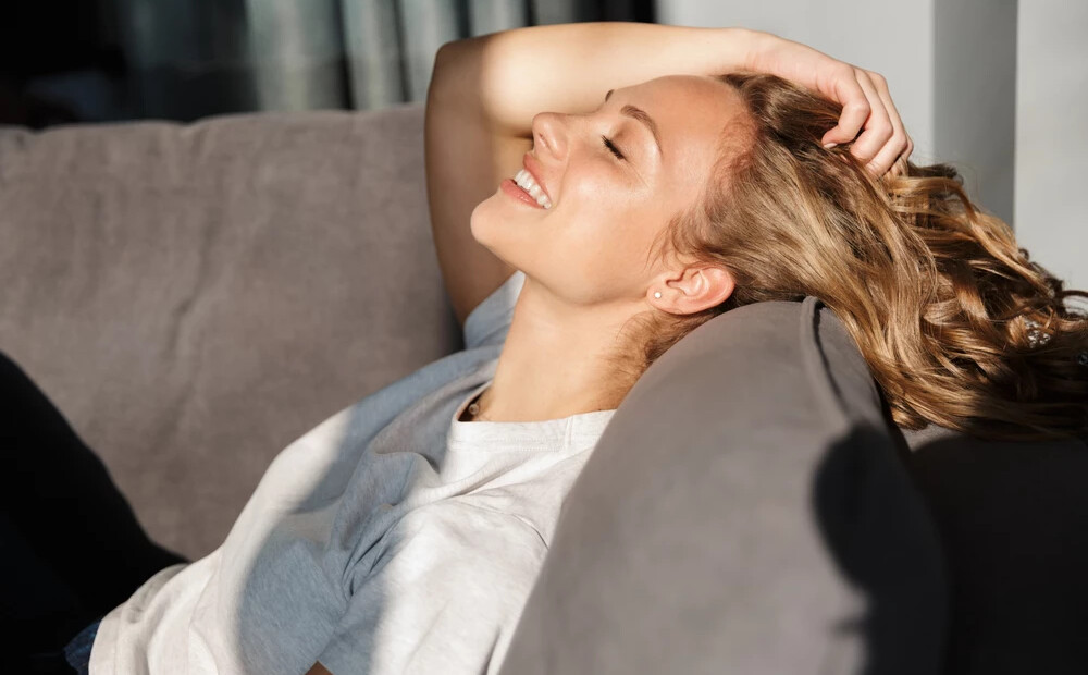 Vai tev patīk gulšņāt un nedarīt neko? Saskaņā ar fen šui šie ir iemesli, kāpēc tev tas varētu nest laimi un bagātību