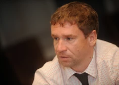 Bēdīgi slaveno "Krājbankas" saimnieku Antonovu izdos Lietuvai; bijušais baņķieris paniski baidoties par savu dzīvību