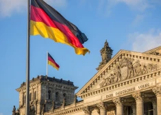 В Германии мужчин обязали согласовывать выезд из страны