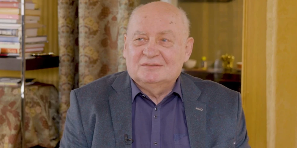 Янис Гаварс.