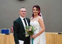 "Neviens nevarēs aizmirst mūsu kāzu dienas datumu!" Augšdaugavas novadā zīmīgā dienā dzimusi jauna ģimene