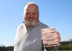 Desmit miljonu gar degunu! Kāds Lielbritānijā līdz mūža beigām atcerēsies nacionālo loteriju