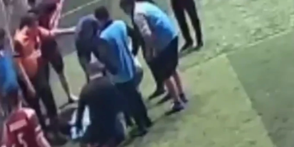 Turkey Security Guard Dies After Stopping Bomb: Tragic Moment Caught on Camera