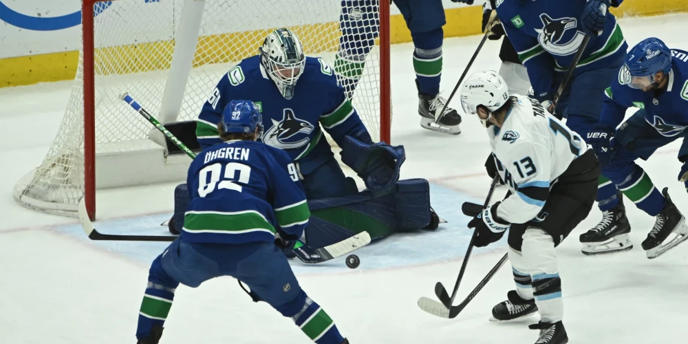 "Canucks" viesos ar rezultātu 4:7 (1:2, 1:2, 2:3) zaudēja Jūtas "Mammoth".