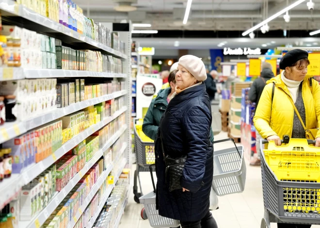 Стало известно, где в Латвии пенсионеры получают самые большие и самые маленькие пенсии