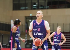 "Rīgas zeļļi" Eiropas Ziemeļu basketbola līgas ceturtdaļfināla pirmajā mačā zaudē ar viena punkta starpību