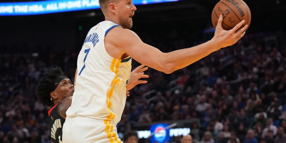 "Warriors" mājās ar 116:117 piekāpās Hjūstonas "Rockets".