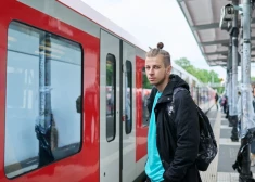 Vācijā vīriešiem iesaucamajā vecumā turpmāk būs jāprasa atļauja izbraukšanai no valsts