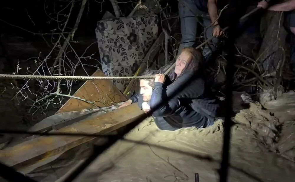 Nāvējoša stihija plosa Krieviju: plūdi laupījuši vairāku cilvēku dzīvības; evakuēti tūkstošiem iedzīvotāju