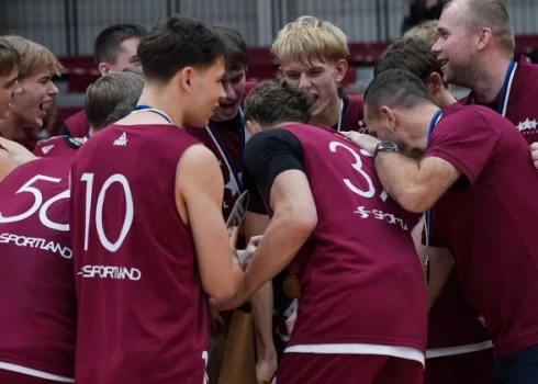 Latvijas U-18 basketbolisti turnīrā Vācijā piedzīvo trešo zaudējumu.