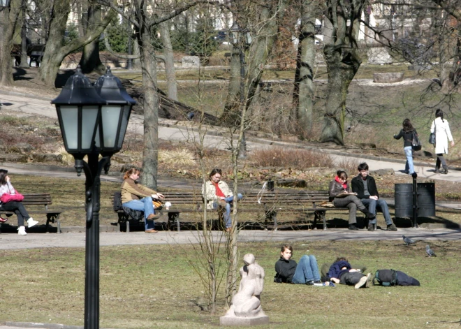Jau pavisam drīz Latvijas iedzīvotājiem būs vēl viena iespēja baudīt četras brīvdienas pēc kārtas