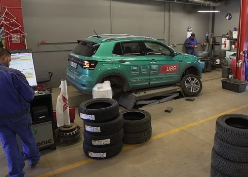 Jaunā filiāle pieejama gan no Ulmaņa gatves, gan no Jaunpils ielas. 