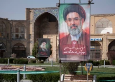 The Times: новый верховный лидер Ирана в коме, страной управляют военные